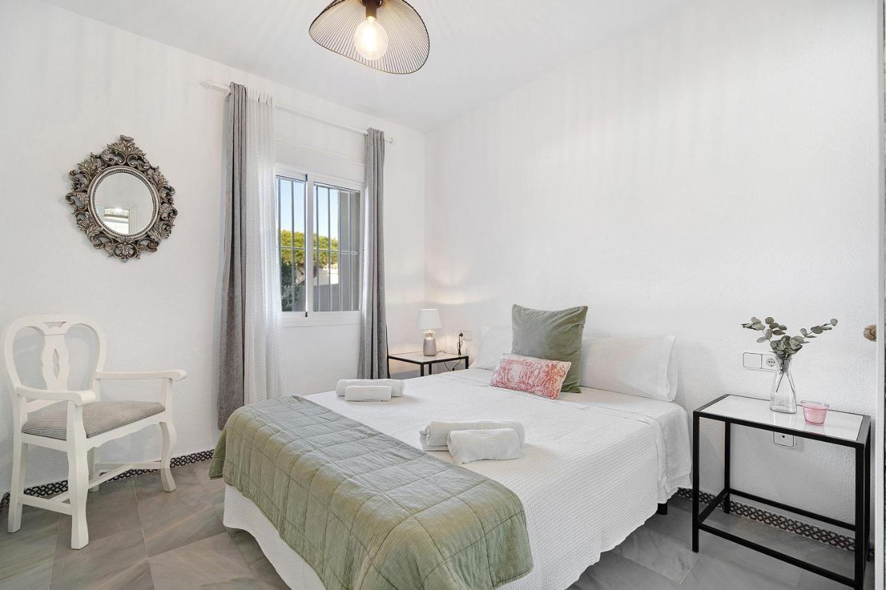 Apartamento Calas Sancti Petri Novo Sancti Petri Bagian luar foto